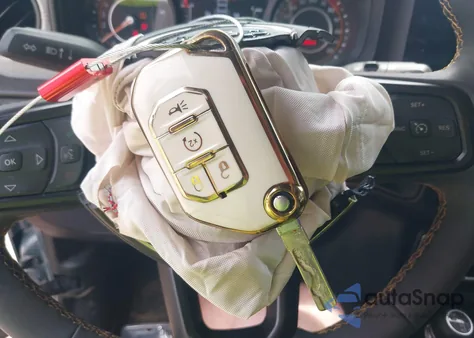 2024 Jeep Wrangler 4-Door Sport S 4X4 z USA, uszkodzony, nr VIN 1C4PJXDG2RW247817